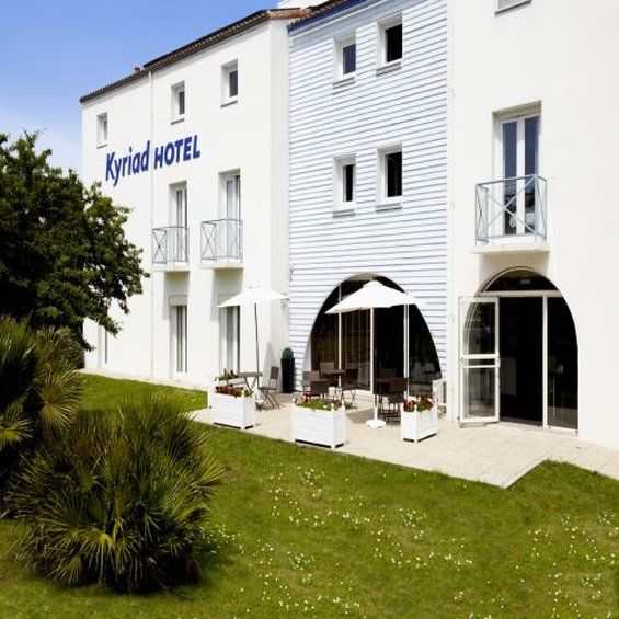 Hotel Kyriad La Rochelle Centre Ville Экстерьер фото